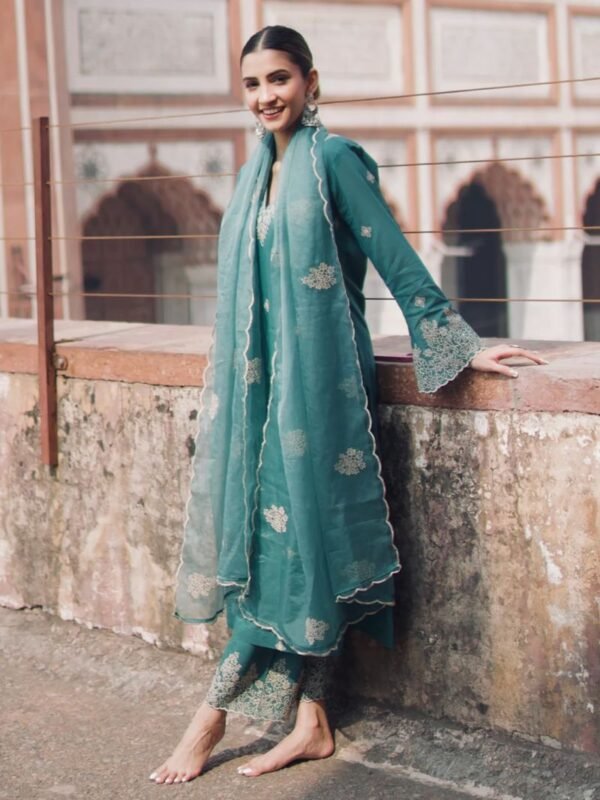 Dhruvi 462 Viscose Embroidered Kurti With Bottom Dupatta
