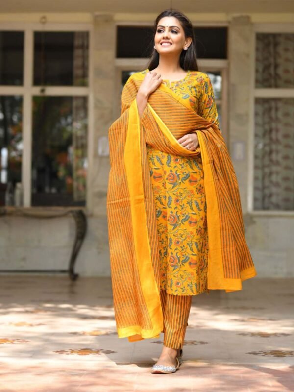 Dt Smriti Handblock Printed Kurti Bottom With Dupatta Collection
