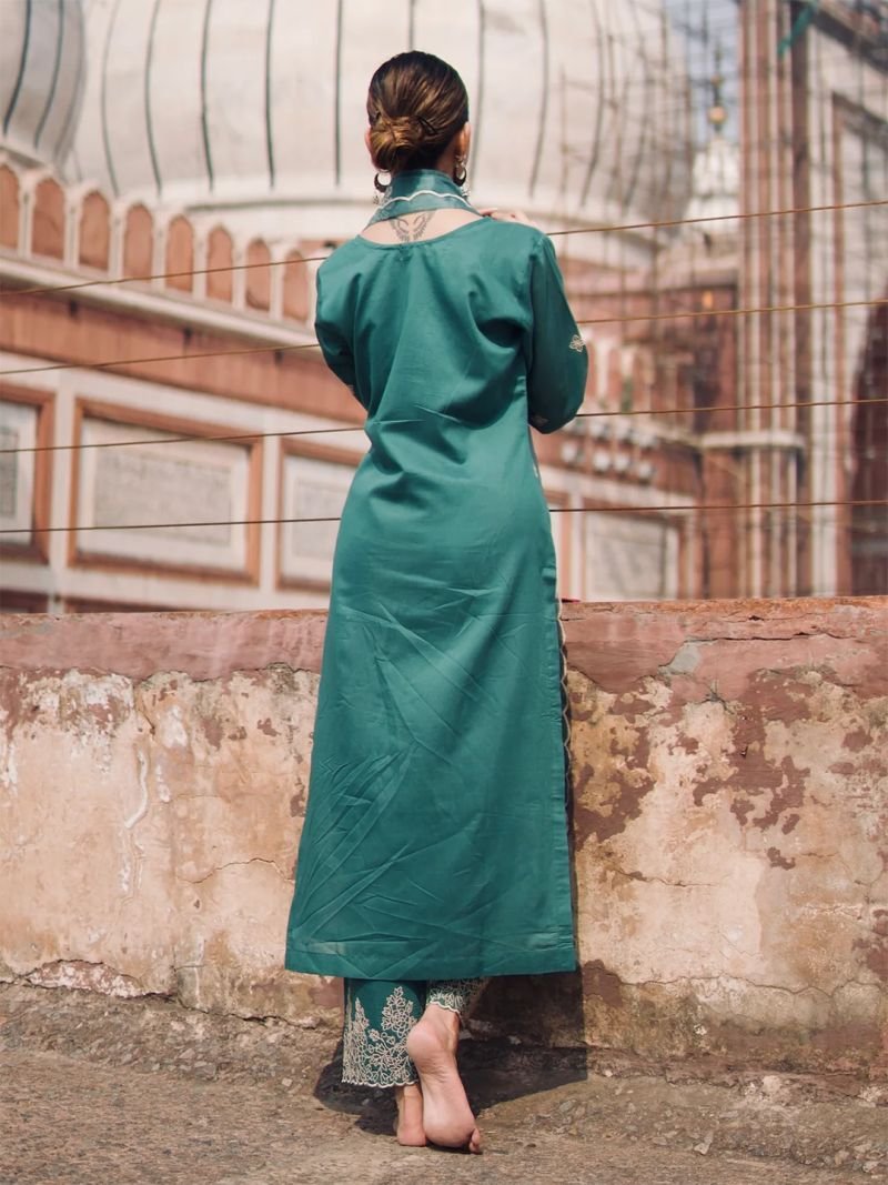 Dhruvi 462 Viscose Embroidered Kurti With Bottom Dupatta - Image 2